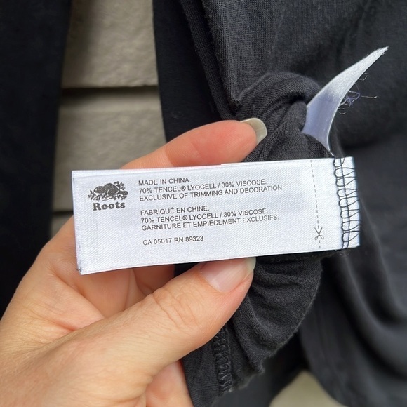 Roots Semi-Sheer Black Long Sleeve M - Picture 7 of 9